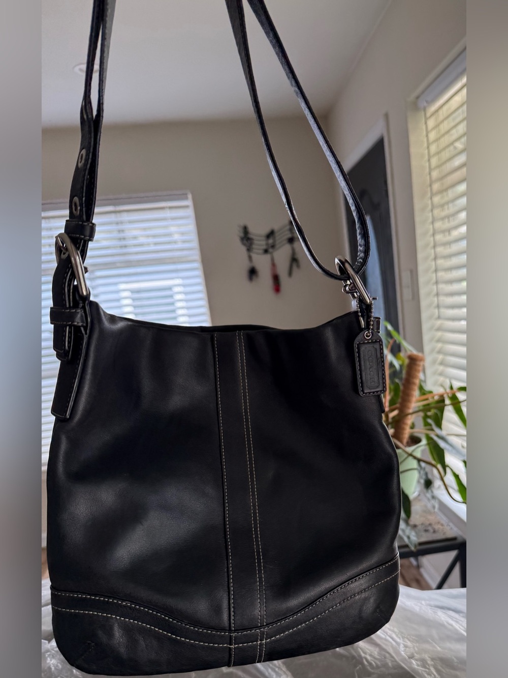 COACH F10938 Soho Slim Duffle Black Soft Leather Convertble Crossbody Shldr Bag - Picture 2 of 8